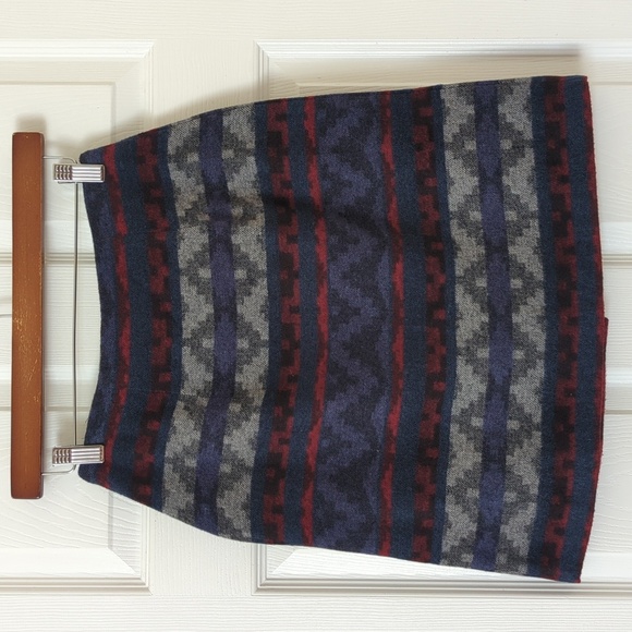 New York Clothing Co. 80's Vintage Union Made Aztec Wool Blend Mini Wrap Skirt 4 - Picture 8 of 9